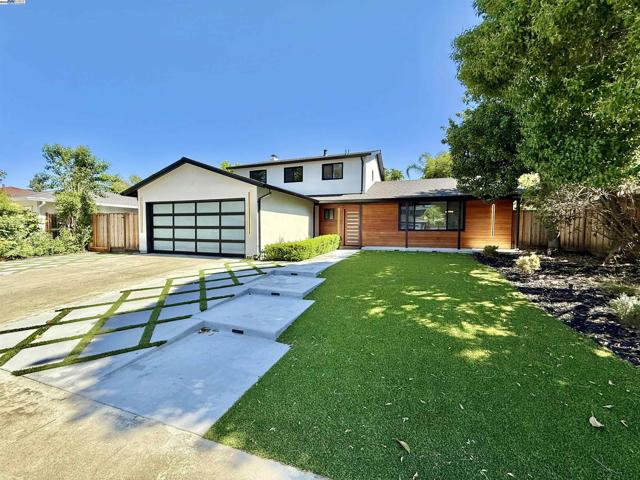 1926 Paseo Del Cajon, Pleasanton CA: https://media.crmls.org/mediaz/86c9cecf-8352-4504-b34c-5d634b7e32a6.jpg