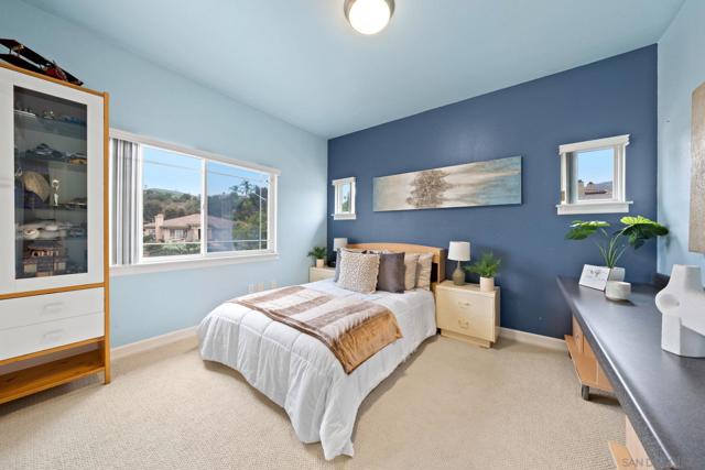 Image 38 of 69 For 11766 Treadwell Dr