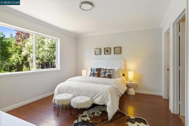 865 El Cerro Blvd, Danville CA: https://media.crmls.org/mediaz/86caca60-f9a5-428c-80ee-ca6f169be360.jpg