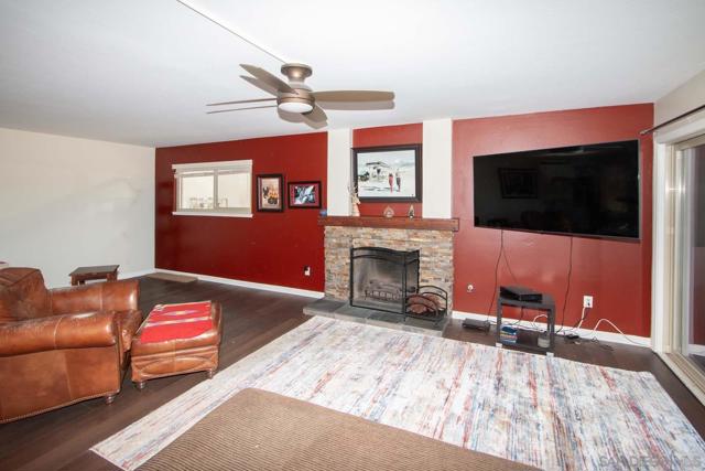 17453 Plaza Cerado, San Diego CA: https://media.crmls.org/mediaz/86cb4f46-c410-44c5-a9ee-b524ee162cdb.jpg