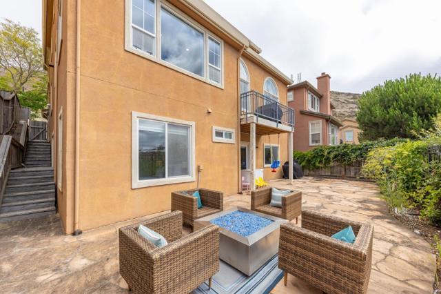 23 Pinnacle Street, South San Francisco CA: https://media.crmls.org/mediaz/86cb5f43-4c1b-4afb-8513-274f5f6cd55f.jpg