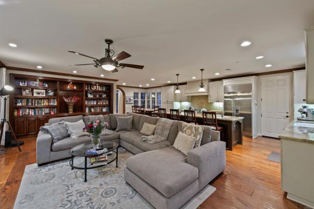 14523 Caminito Lazanja, San Diego CA: https://media.crmls.org/mediaz/86cbb045-8fc3-4561-bfd8-e49498d10336.jpg