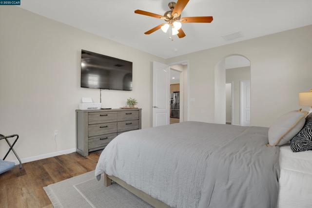8275 Brookhaven Cir, Discovery Bay CA: https://media.crmls.org/mediaz/86cbf9f5-1028-4c40-9af0-0bf561eef4b2.jpg