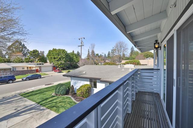 1777 Dahill Lane, Hayward CA: https://media.crmls.org/mediaz/86cc4df1-bee0-4a93-af01-77ec80745928.jpg