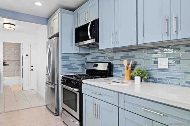 4175 Chamoune Ave, San Diego CA: https://media.crmls.org/mediaz/86cccf49-5056-488a-a511-838577abcb00.jpg