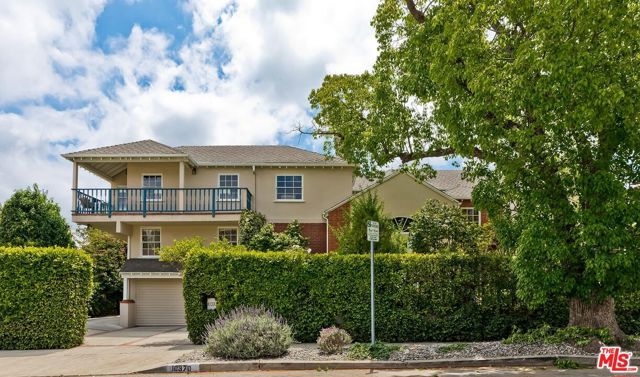 10370 Rochester Avenue, Los Angeles, California 90024, 5 Bedrooms Bedrooms, ,4 BathroomsBathrooms,Single Family Residence,For Sale,Rochester,24396927