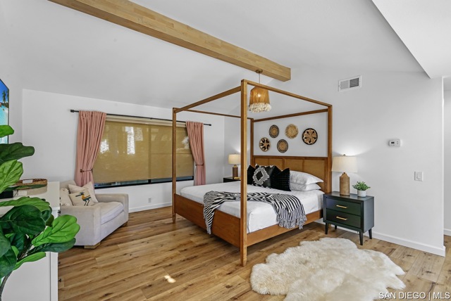 6026 La Granada, Rancho Santa Fe CA: https://media.crmls.org/mediaz/86cda5af-5c4b-4195-ba62-8813fc2fd210.jpg