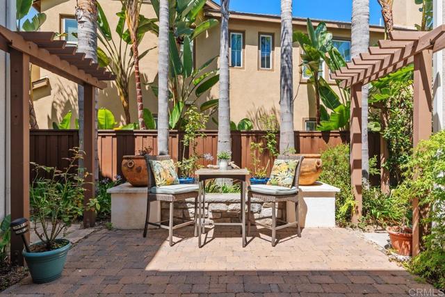 Detail Gallery Image 33 of 52 For 6211 Dartington Way, Carlsbad,  CA 92009 - 4 Beds | 3/1 Baths