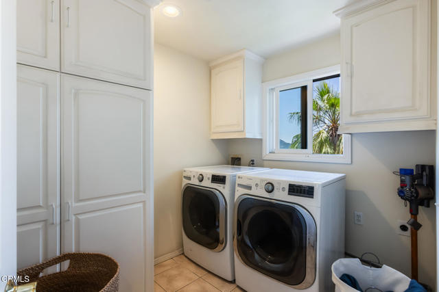 3643 Hampstead Road, Glendale CA: https://media.crmls.org/mediaz/86d258de-5ce8-4eff-b678-cd59914a1ad0.jpg