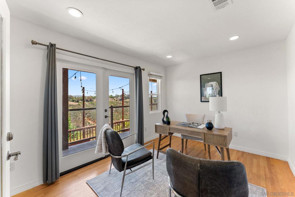 4391 Middlesex Drive - photo 20