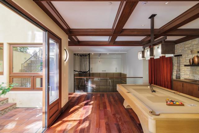 995 Matadero Avenue, Palo Alto CA: https://media.crmls.org/mediaz/86d3ed35-d8c4-4057-938e-cc236e70226d.jpg