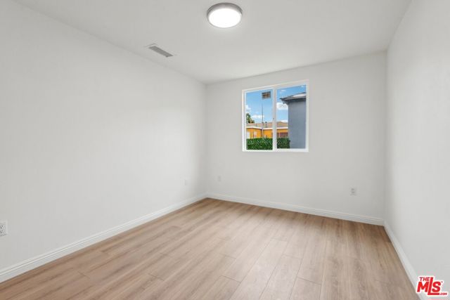 834 E 90th Street, Los Angeles CA: https://media.crmls.org/mediaz/86d47b1d-1e21-4f57-a5e2-87abc0faa241.jpg