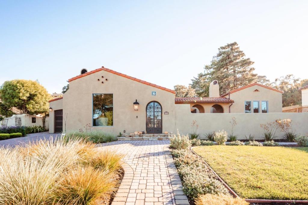 1014 Broncho Road