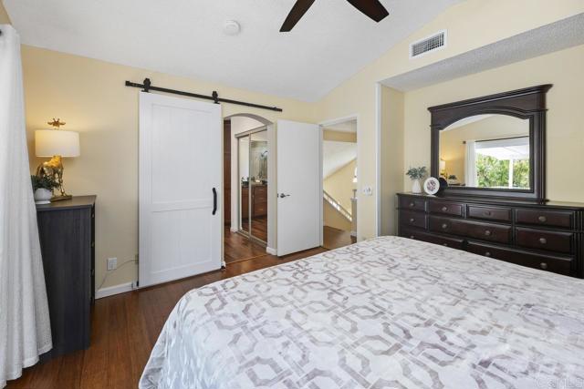 647 Boysenberry Way, Oceanside CA: https://media.crmls.org/mediaz/86d4c497-29ba-4f0f-9547-b4edbb913cd8.jpg