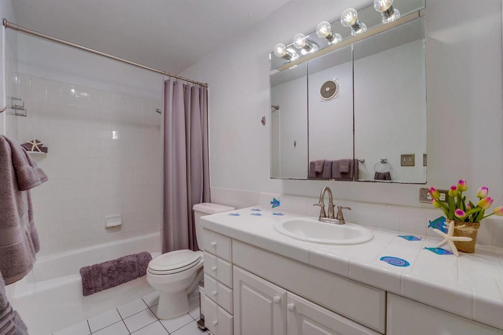 4444 Point Loma - photo 19