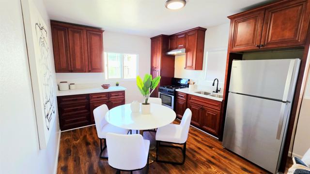 4233 39th ST, San Diego CA: https://media.crmls.org/mediaz/86d50b06-e789-47f8-a4e9-2f4cadc5bd7e.jpg