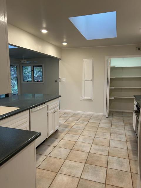 254 Mountain View Avenue, San Rafael CA: https://media.crmls.org/mediaz/86d56577-237d-47ab-b80b-f301919d70af.jpg