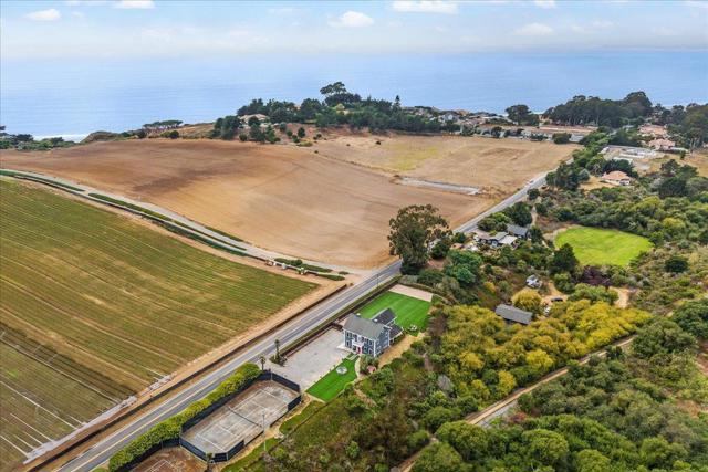 1258 San Andreas Road, Watsonville CA: https://media.crmls.org/mediaz/86d5df78-864f-44fc-b7d4-6dc6ad59ef78.jpg
