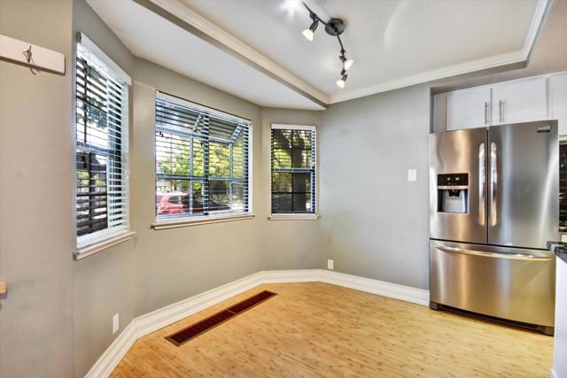 175 Evandale Avenue, Mountain View CA: https://media.crmls.org/mediaz/86d6be77-cfdd-4e3d-9ae3-0143063559b2.jpg