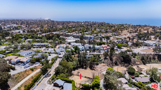 1022 Maroney Lane photo 8