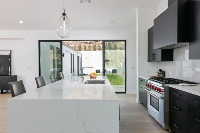 953 Colina Vista, Ventura CA: https://media.crmls.org/mediaz/86d8cc9d-4d57-47bf-9c1e-a8ba9f072d2a.jpg