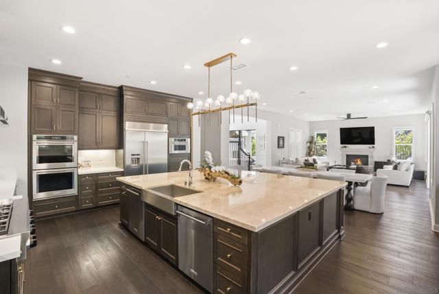 4706 Chase Ct, Carlsbad CA: https://media.crmls.org/mediaz/86d93cd2-dfb7-4121-b9be-8a7d47db166a.jpg