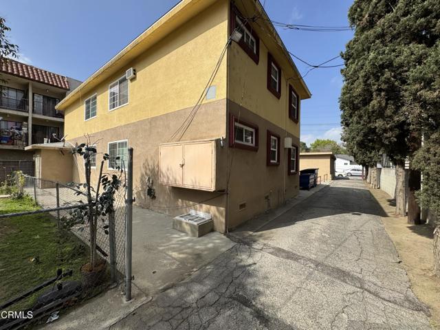 15624 Vanowen Street, Van Nuys CA: https://media.crmls.org/mediaz/86d946fa-3bd7-495b-9cc8-60fb26713fb1.jpg