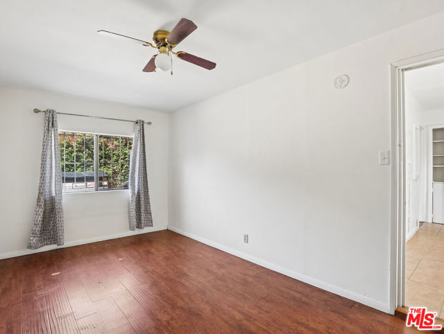 1236 North Gardner Street, 1236 1/2 photo 11