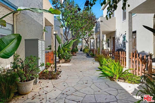 121 Strand Street, 13 photo 6