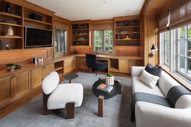 444 Tennyson Avenue, Palo Alto CA: https://media.crmls.org/mediaz/86dac7d9-1bd7-4e47-8f47-dc05e11c2c0c.jpg