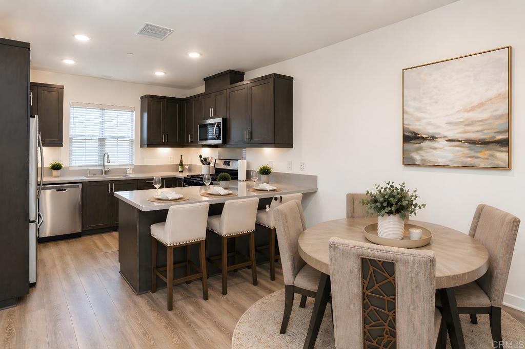 877 Blackstone Drive - photo 6