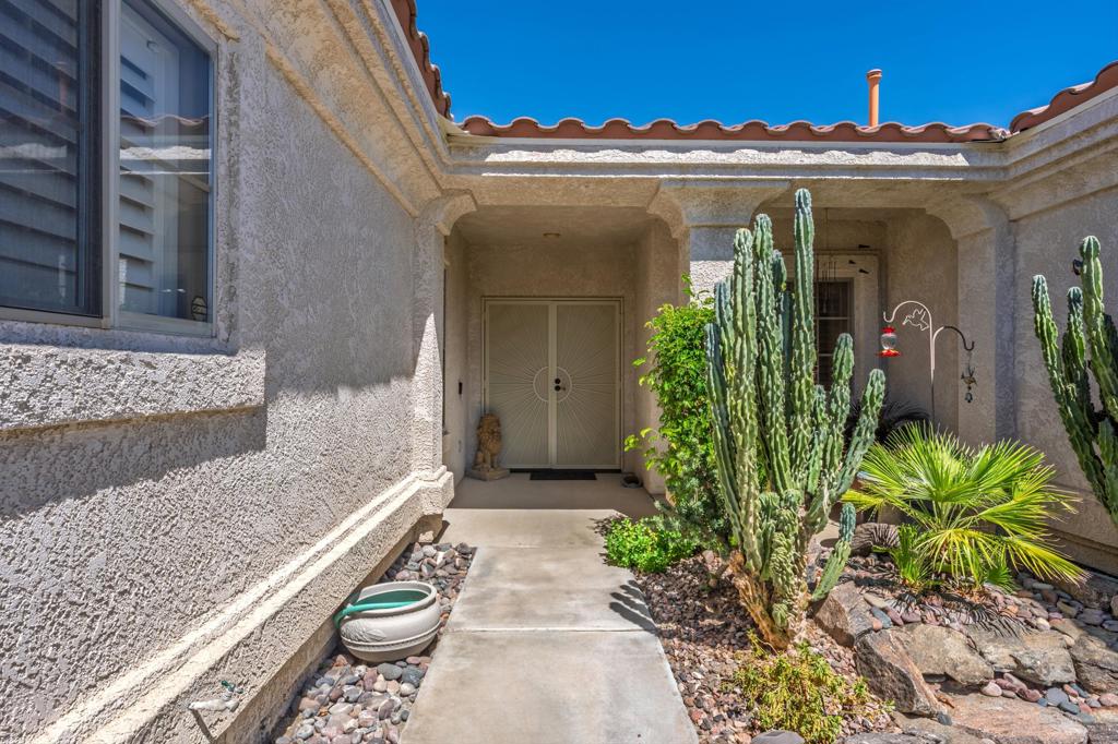 MLS #219135412DA image #2