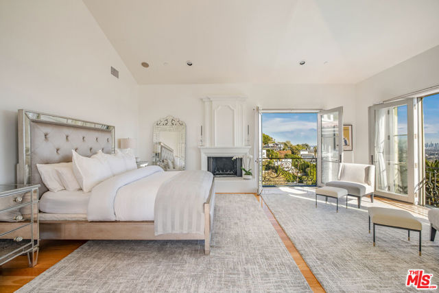 Image 14 of 29 For 1260 St Ives Place