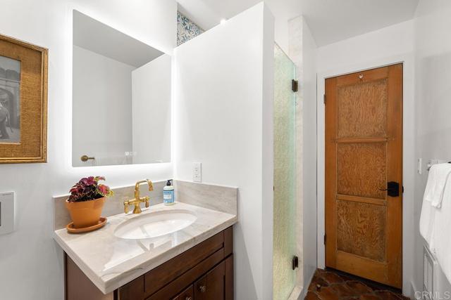 4608 Georgia St, San Diego CA: https://media.crmls.org/mediaz/86dc6047-31dd-4ac6-be0b-fa23fd93a34c.jpg