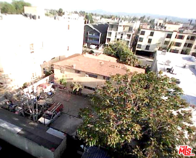 12045 Hart Street, North Hollywood CA: https://media.crmls.org/mediaz/86dc6e20-0412-40ac-b9be-8c96c99f3f00.jpg