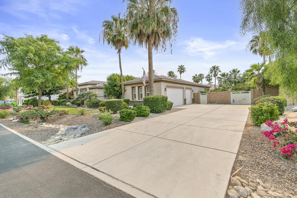 MLS #219133850DA image #5