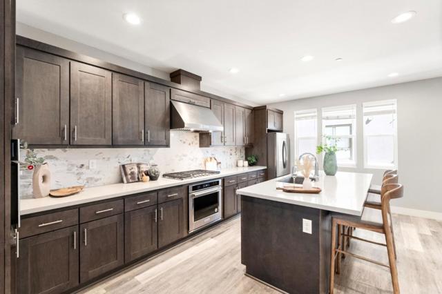 3456 Flash, Fremont CA: https://media.crmls.org/mediaz/86de00de-4f17-4966-ba2c-dbd6dfc25001.jpg