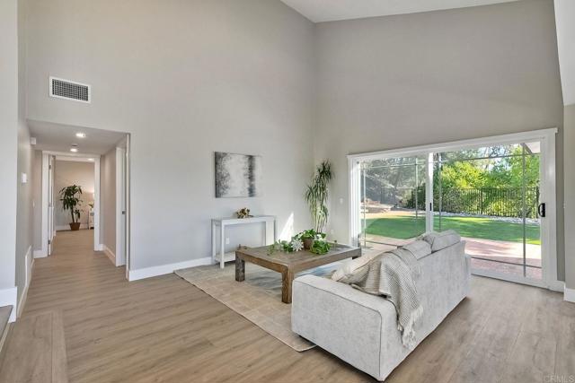 10265 Aviary Drive, San Diego CA: https://media.crmls.org/mediaz/86de4761-6046-4515-a9eb-888ed5b5ee53.jpg