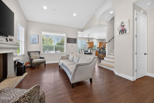 Detail Gallery Image 38 of 42 For 8514 Morningstar Ln, Canoga Park,  CA 91304 - 4 Beds | 4 Baths