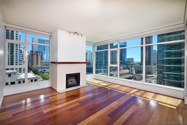 1205 Pacific Hwy, San Diego CA: https://media.crmls.org/mediaz/86df6c6d-6ffe-4f8c-ac77-a8b525bbc380.jpg
