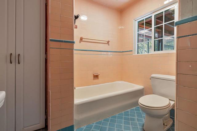 Image 13 of 36 For 1349 Drake Avenue
