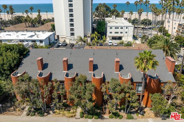 2108 Neilson Way, Santa Monica CA: https://media.crmls.org/mediaz/86e0635c-0ae4-4426-a632-e91b9b54afa5.jpg