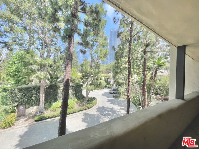 MLS# 21746606