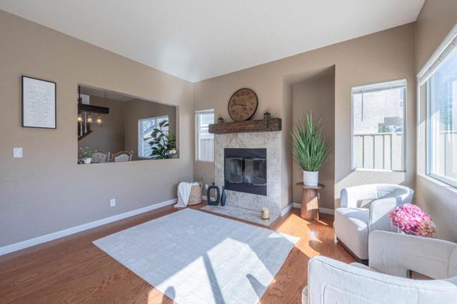 27320 Bavella Way, Salinas CA: https://media.crmls.org/mediaz/86e07e5a-1113-4ec7-b0bb-2aeda5f7fcd6.jpg