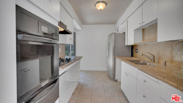 6251 Coldwater Canyon Avenue, 101 photo 7