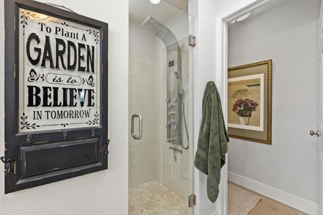 Detail Gallery Image 30 of 35 For 1585 Madrid Dr, Vista,  CA 92081 - 3 Beds | 2/1 Baths