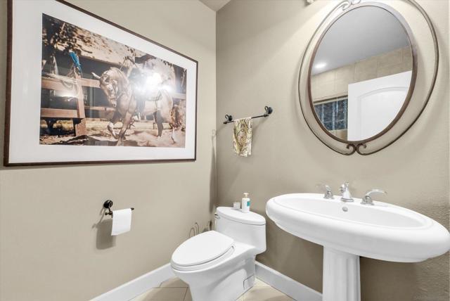 45455 Lorenz Ln, Temecula CA: https://media.crmls.org/mediaz/86e27db7-0f1a-4cfc-85db-00ca95e59d9a.jpg