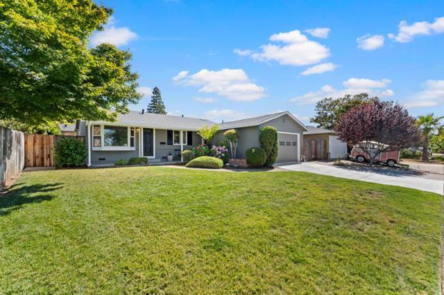 4944 Morden Drive, San Jose CA: https://media.crmls.org/mediaz/86e3af5b-43f2-4eb8-b15e-51ff07b6fdae.jpg