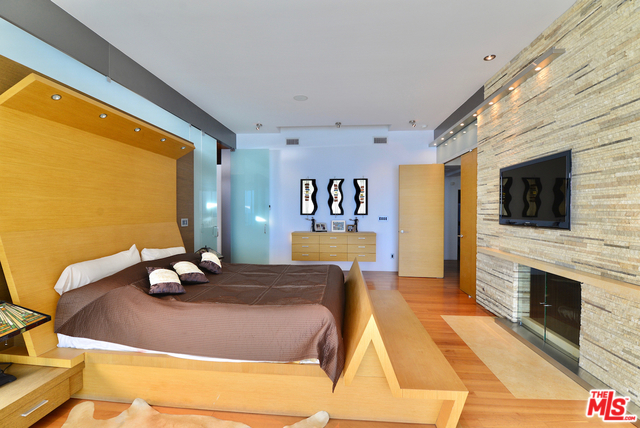 Drew Fenton | 24826 Malibu Road Malibu CA | MLS: 7346918