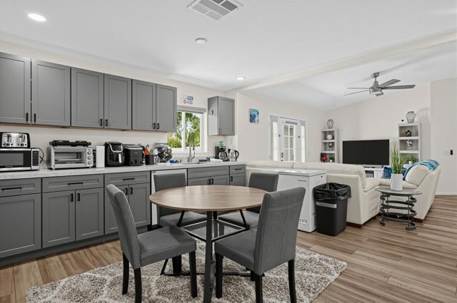 44795 Cabrillo Avenue, Palm Desert, CA 92260